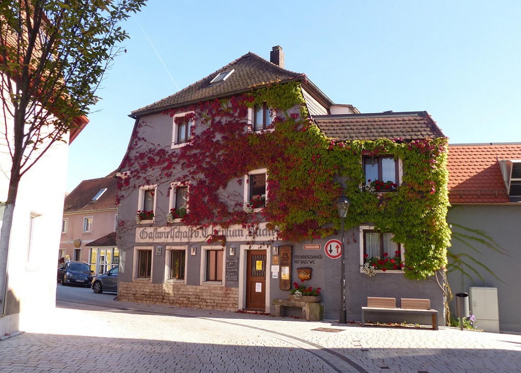 feuchtwangen33_P1870190_spitalstr_28_gasthaus_sindel-buckel.jpg